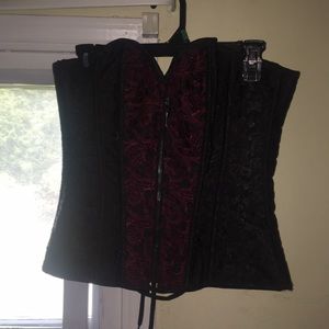 Crop top , lace back